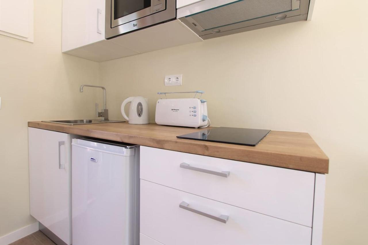 Petit Bijou - Beach Apartment III カステルデフェルス エクステリア 写真
