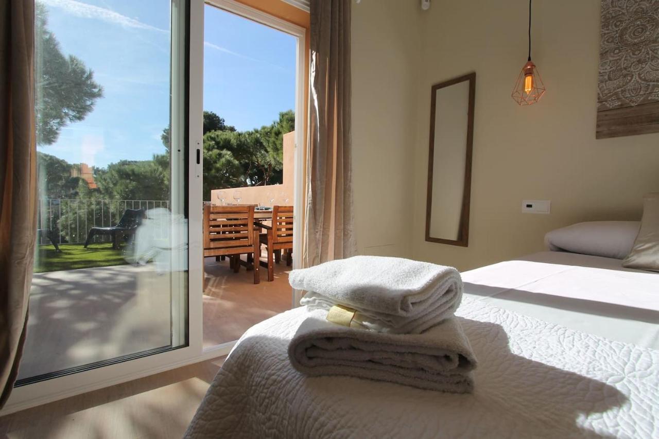 Petit Bijou - Beach Apartment III カステルデフェルス エクステリア 写真