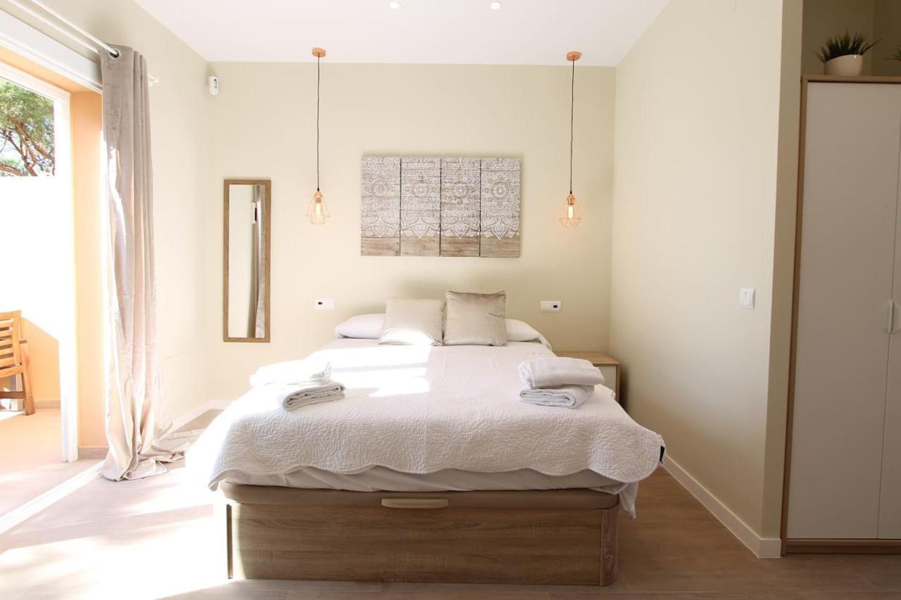Petit Bijou - Beach Apartment III カステルデフェルス エクステリア 写真